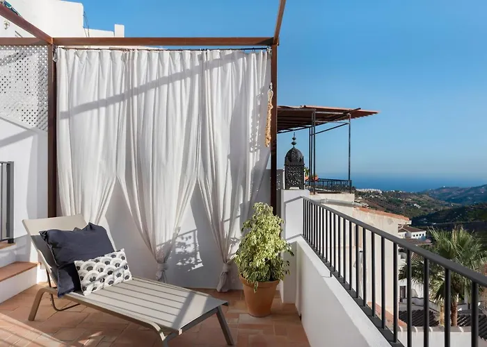 La Amara Zaid - En El Casco Antiguo De Frigiliana